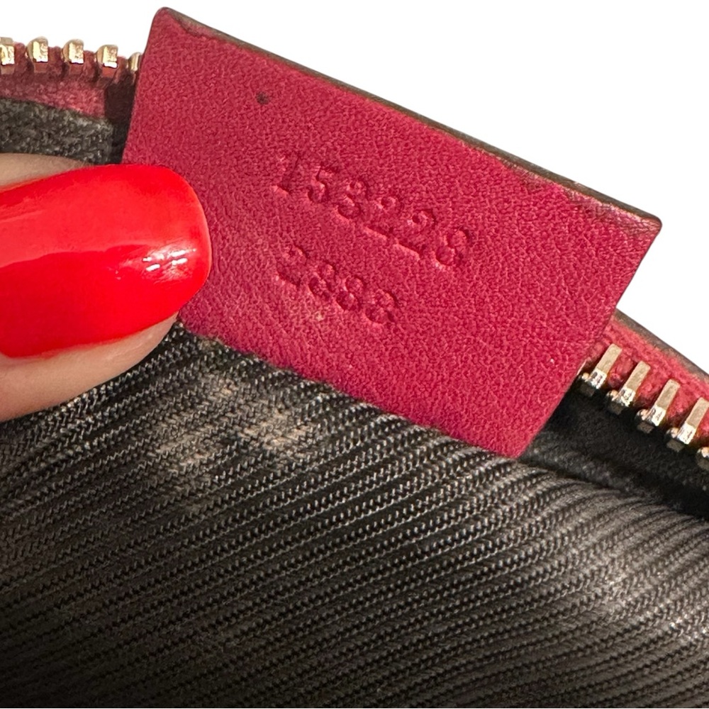 Gucci Guccissima Small Cosmetic Bag - Picture 10 of 10